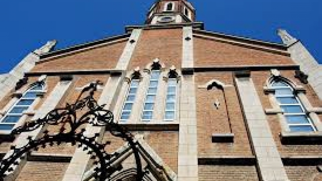 Проверяват храмовете преди Великденските празници