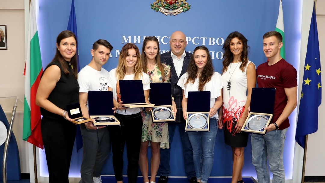 Плакети от спортното министерство за медалистите от Минск